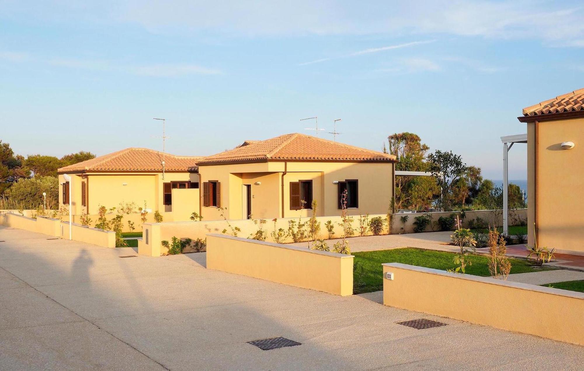 Nice Home In Marina Di Modica With Wifi Exterior photo